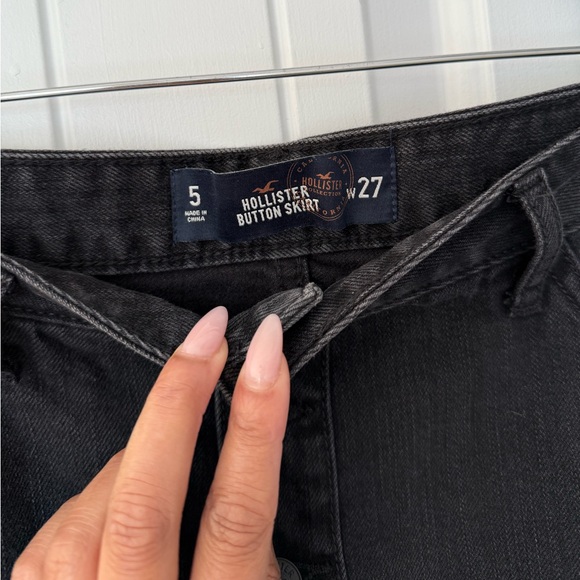 😍 Hollister Mini Jean Skirt Size 5 / W 27 Black Denim - Picture 4 of 7